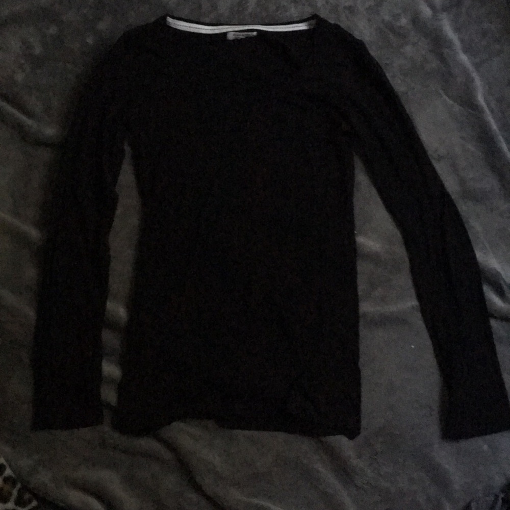 Black long sleeve shirt